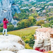 Atenas: viagem de dia inteiro a Meteora de trem em inglês ou espanhol