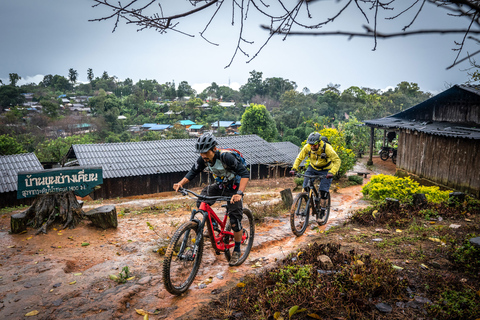 Chiang Mai: Buffalo Soldier Trail begeleide mountainbiken