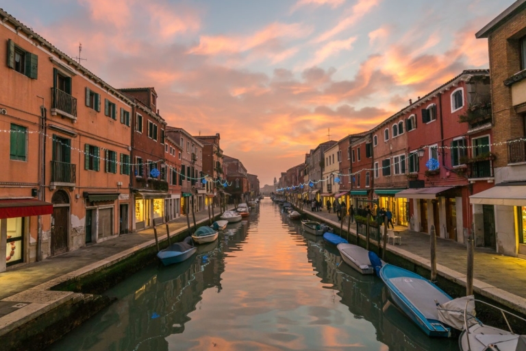 Venise : tour en gondole au coucher du soleil