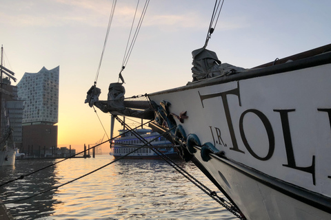 Hamburg Port Anniversary: Cruise on Tall Ship 2h Cruise on Historic Tall Ship Loth Lorien