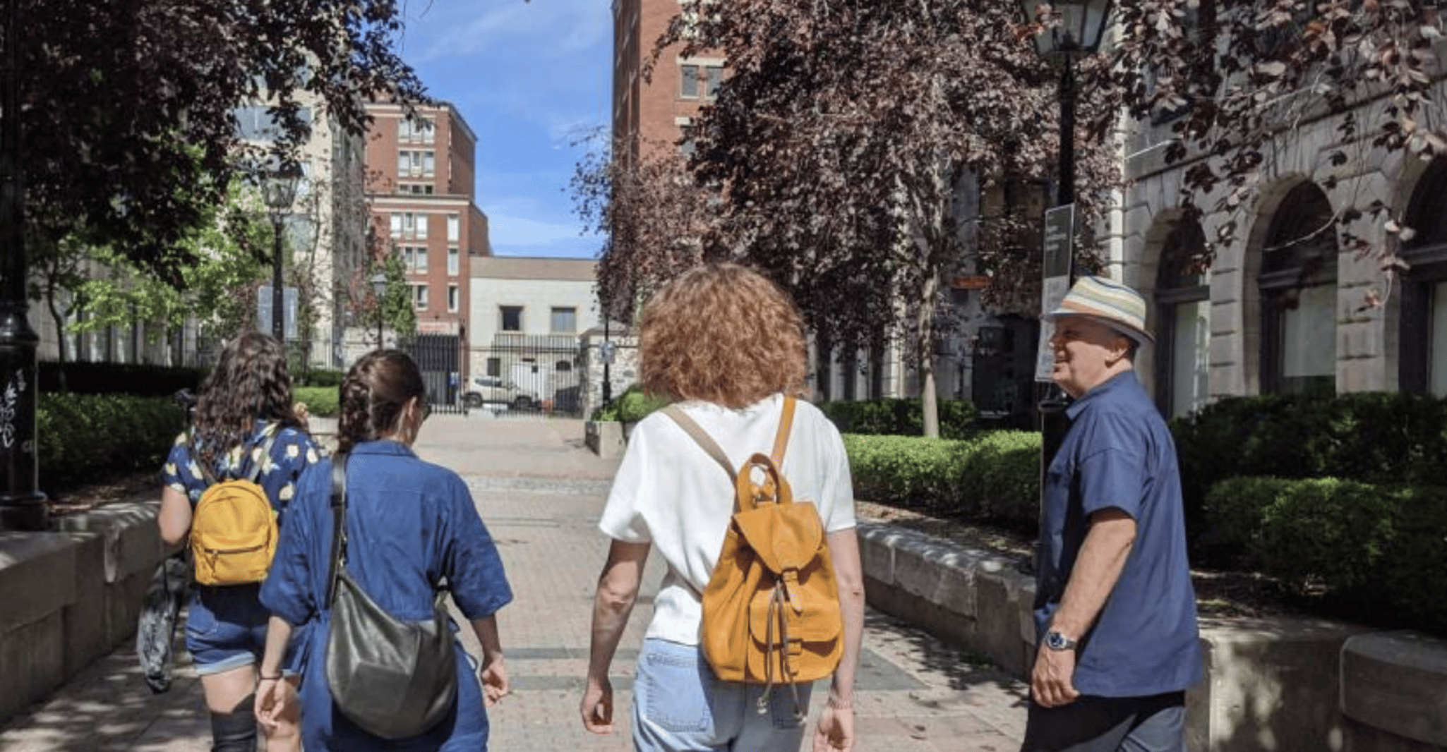 Montreal, East and West Old Montreal Guided Walking Tour - Hizvo