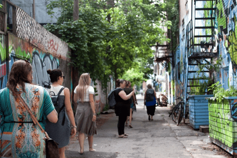 Montréal : visite guidée à pied des peintures murales de MontréalVisite de groupe en français