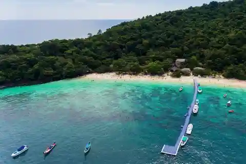 Banana Beach at Koh Hey: Phuket’s Speedboat Paradise