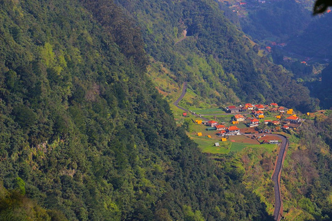 Madeira: Queimadas, Caldeirão Verde en Levada Walk