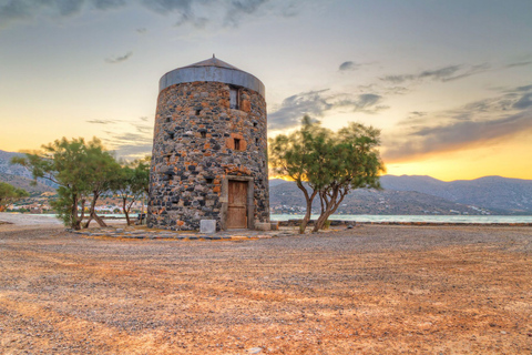 Chania: tour privado de Mirabello, Spinalonga y Agios NikolaosVehículo Limusina 3 plazas Premium Class o SUV