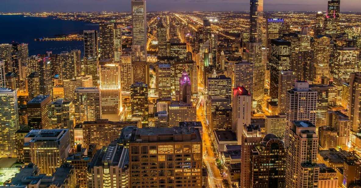 Chicago: Small-Group Night Tour w/ Skydeck & Skyline Cruise