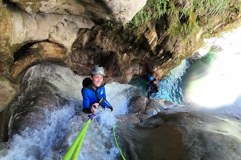De Grenade: excursion de canyoning dans le Rio Verde avec déjeuner