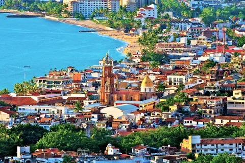 360 Puerto Vallarta City Tour with Lunch