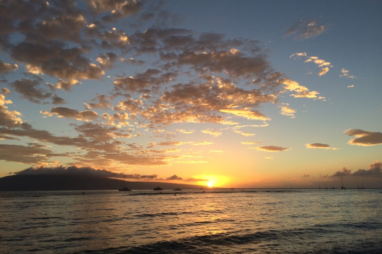 Lahaina: excursion privée en voilier au coucher du soleil et montagnes de l'ouest de Maui