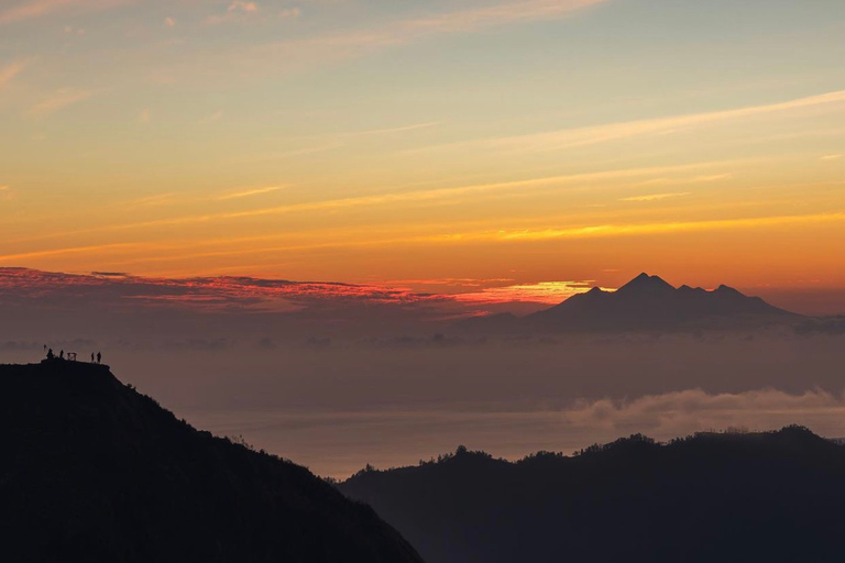 Bali: Experiencia de senderismo al amanecer en el monte Batur con trasladoSenderismo con traslado al hotel desde la zona del monte Batur