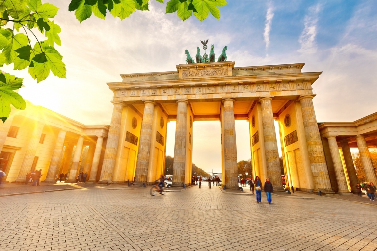 Berlin: Scenic Guided Tour by Private Car for 2, 3, 6 Hours 3-Hour Tour in English, German, Portuguese, or Spanish