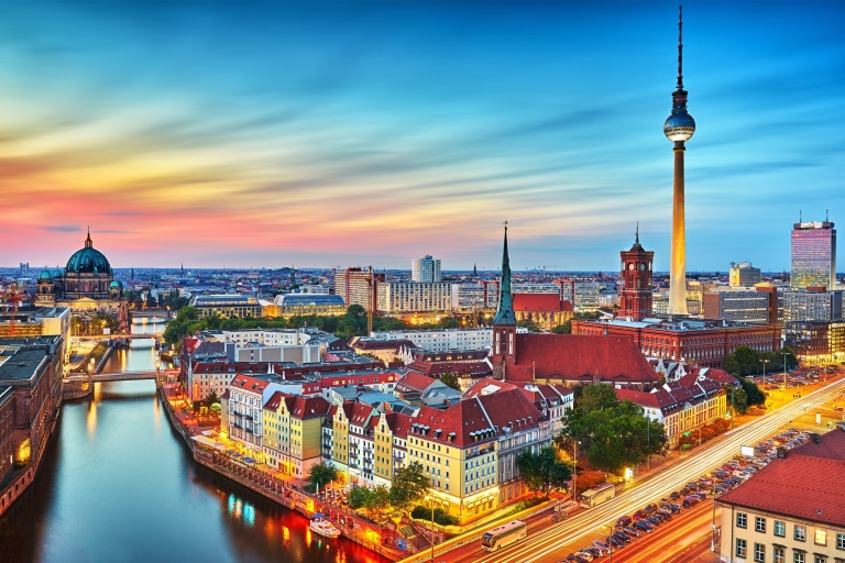 Berlin : visite guidée panoramique en voiture privée pendant 2, 3, 6 heuresVisite de 3 heures Autres langues