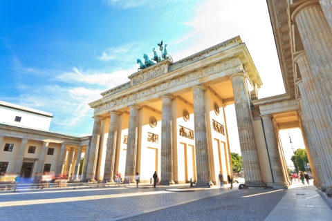 Berlin: Scenic Guided Tour by Private Car for 2, 3, 6 Hours 3-Hour Tour Other Languages