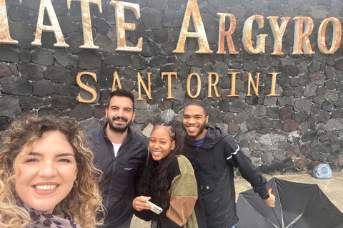 Santorin : visite de l'île avec dégustation de vinsSantorin : visite de l'île avec dégustation de vin