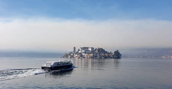 Orta San Giulio: Motorboat Transfer to Isola San Giulio