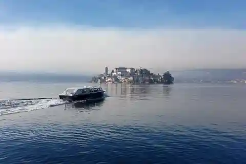 Orta San Giulio: Motorbåtstransfer till Isola San Giulio