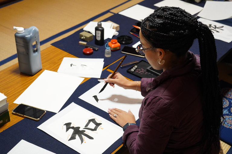 Kanazawa : Japanese Calligraphy Class