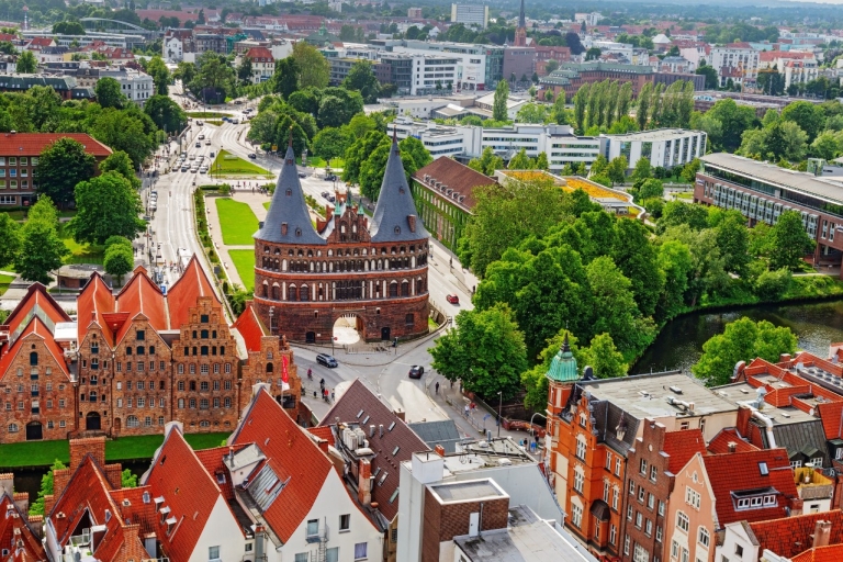 Lübeck: visite à pied privée de l'histoire maritime et MuseumshafenVisite privée à pied - Maritime Lübeck et Musuemshafen