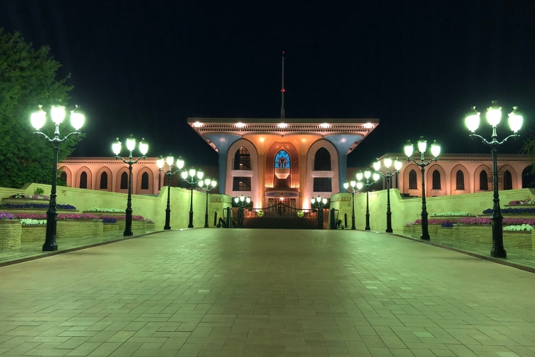 Muscat: privétour met hoogtepunten van de stad met transfer