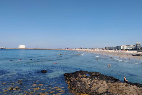 Oporto: tour guiado en tuk-tuk por el aguaUna ruta romántica en Tuk-Tuk junto al agua