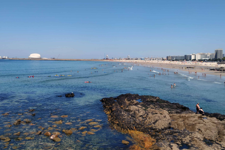 Oporto: tour guiado en tuk-tuk por el aguaUna ruta romántica en Tuk-Tuk junto al agua