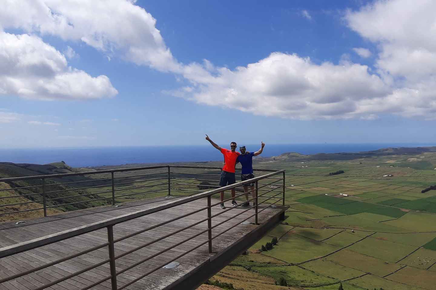 안그라 도 에로이즈모 출발: 테르세이라 섬 일일 투어