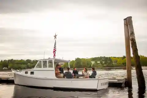 Maine: Belfast Incredible Sunset Cruise with Lobster