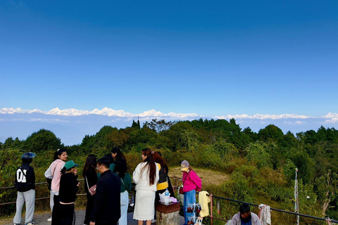 Kathmandu: Bhaktapur Durbar Square & Nagarkot Sunset Tour Bhaktapur Durbar Square & Nagarkot Day Tour Only