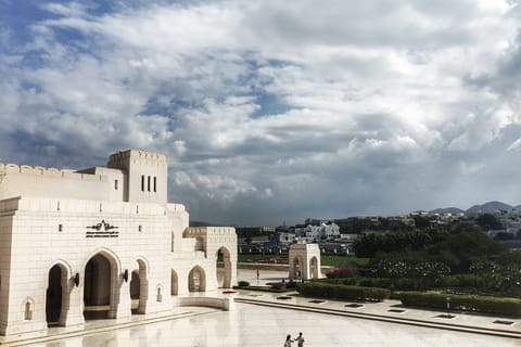 Muscat: Half-Day Guided Tour with Hotel Pickup and Drop-Off