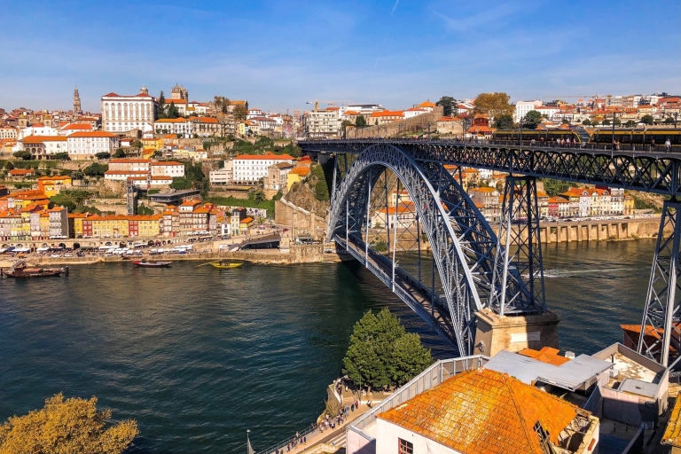 Porto: Scavenger Hunt i City Highlights Walking Tour