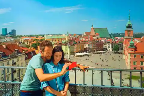 Warsaw City Full-Day Private Panoramic Car & Walking Tour