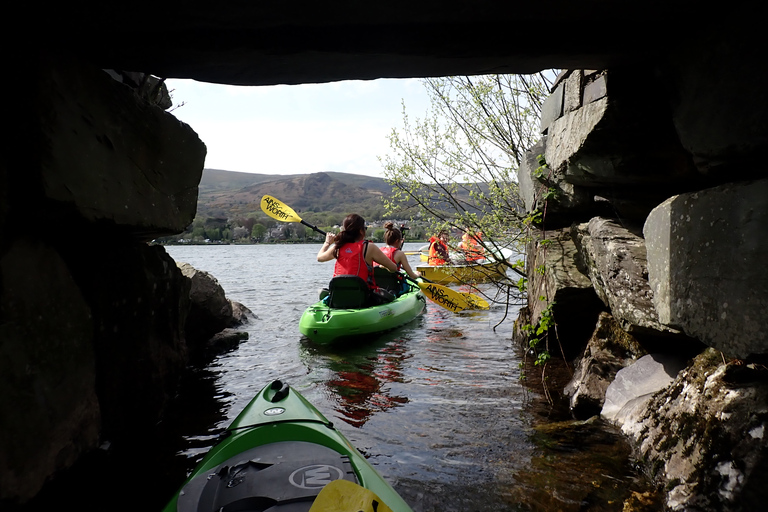 Snowdonia: aventura en kayak familiar guiada por Llyn Padarn