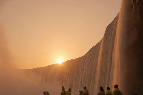 Niagara Falls: Bundle - Journey Behind the Falls and Boat
