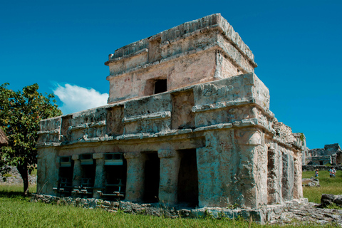 Tulum Archaeological Zone and Jaguar Park With Transfer and Lunch