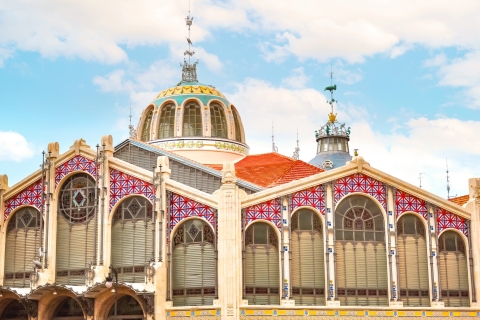 Valencia: Scavenger Hunt and Self-Guided Walking Tour