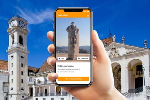 Coimbra: Scavenger Hunt and City Highlights Walking Tour
