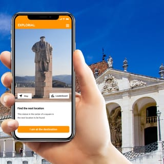Coimbra: Scavenger Hunt and City Highlights Walking Tour