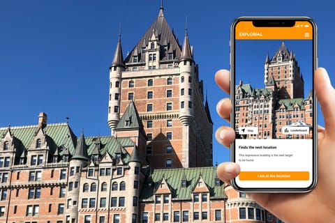 Quebec City: Old Quebec Scavenger Hunt Phone Walking Tour