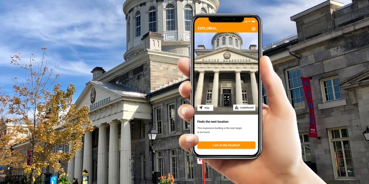 Montreal: Self-Guided Old Town Scavenger Hunt Walking Tour
