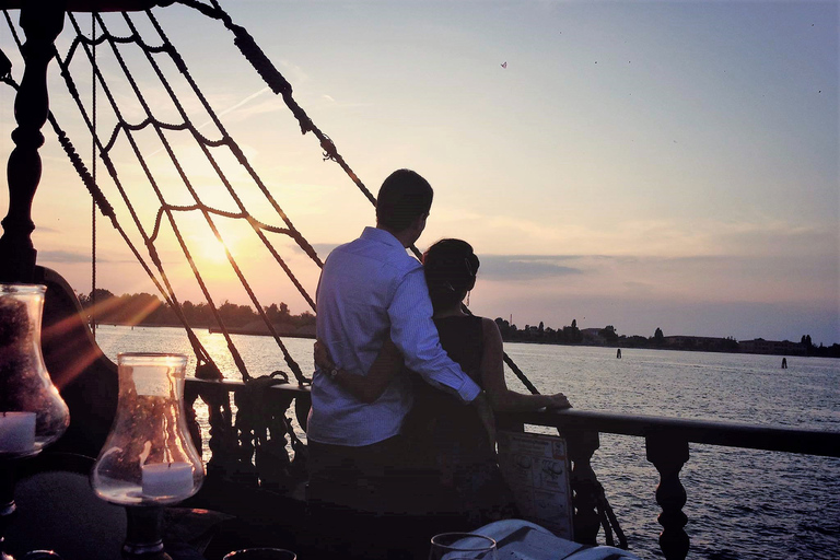 Venice: Venetian Lagoon Tour and Galleon DinnerProw or Stern Area Seating