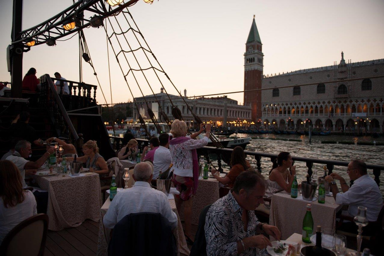 Venice: Venetian Lagoon Tour and Galleon DinnerProw or Stern Area Seating