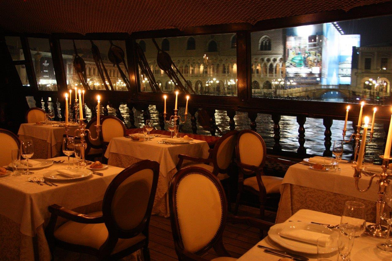 Venice: Venetian Lagoon Tour and Galleon DinnerProw or Stern Area Seating