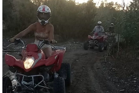 De Marrakech: excursion en quad dans le désert d'Agafay avec transfert