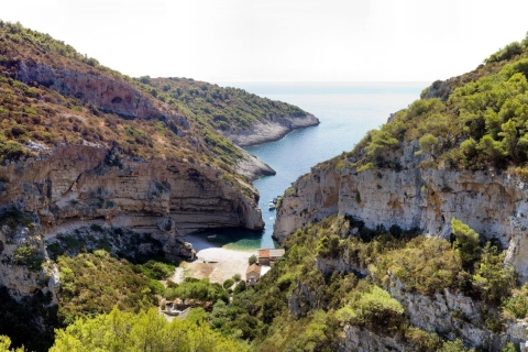 De Split: plongée sur l'île et visite de la grotte bleue avec déjeunerDe Split: plongée et visite de la grotte bleue avec déjeuner