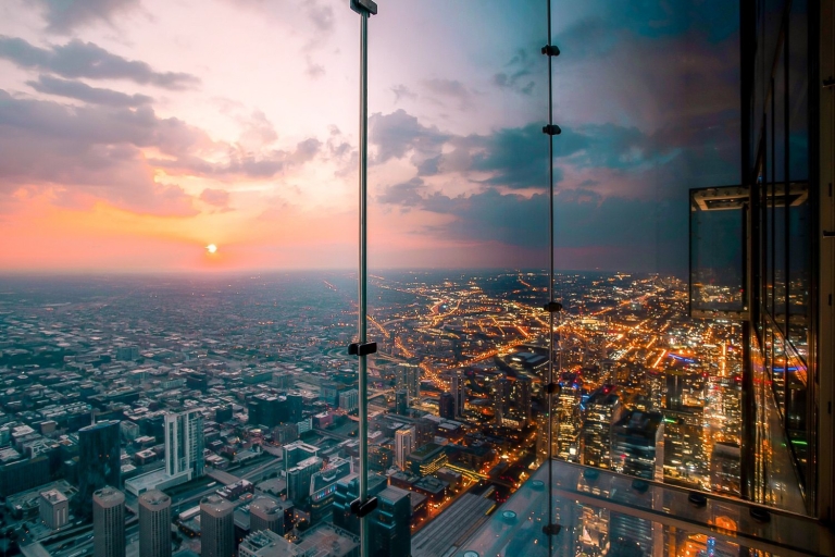 Chicago: Willis Tower Skydeck & The Ledge TicketStandard-Einlass: Zeitgebundenes Ticket