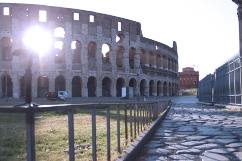 Roma: tour matutino en grupo reducido por el Coliseo