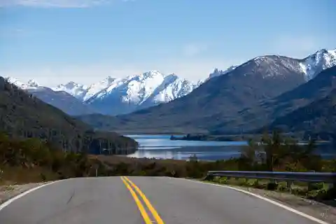 Bariloche: Excursão de 1 dia a El Bolsón e Lago Puelo