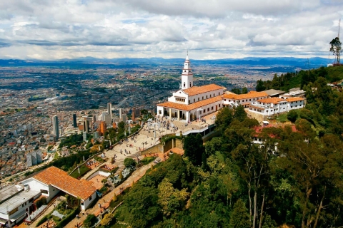 Desde Bogotá: traslado privado de ida al monte Montserratedesde Bogotá: traslado privado de ida al monte Montserrate