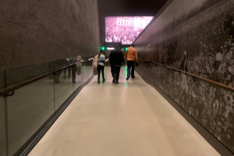 Washington DC: African American History Museum Family Tour Group Tour