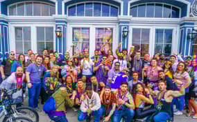 New Orleans: VIP Bar and Club Crawl Tour with Free Shots